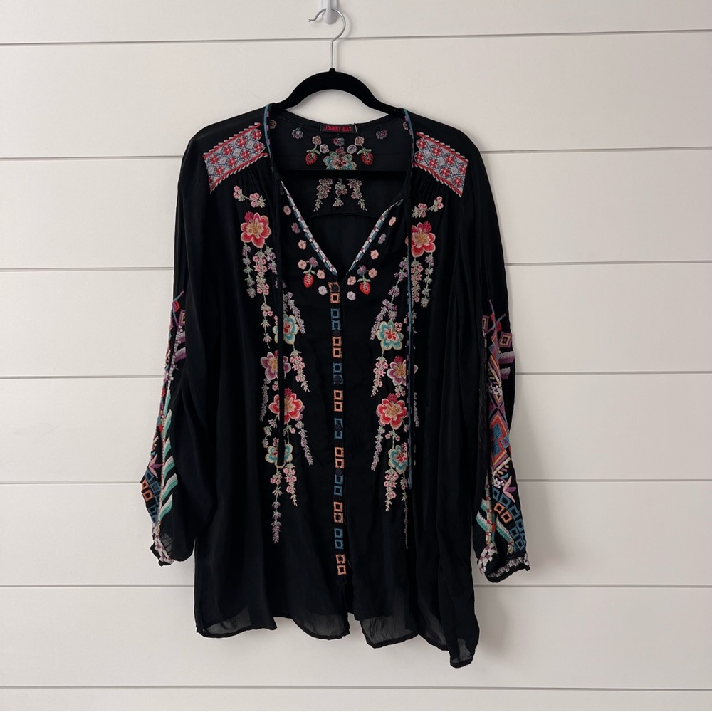 Johnny Was Alaura Black Embroidered Tunic Blouse - Picture 2 of 11